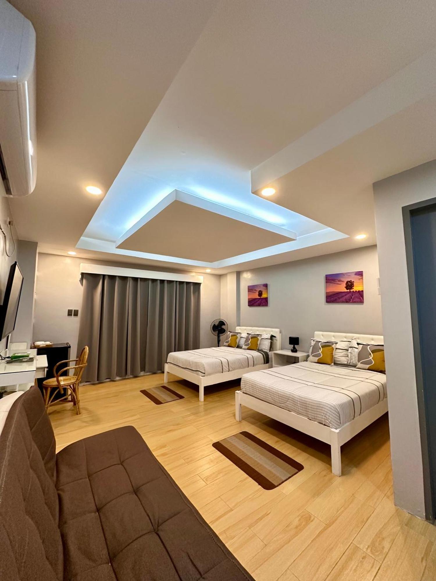 D' Beach Resort Puerto Princesa Bagian luar foto